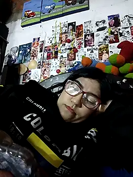 Snapshot of dafne19_ chatting on 10-22-25, 05:08 dafne19 online show from 10-22-25, 05:08