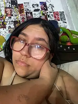 Snapshot of dafne19_ chatting on 11-04-25, 05:06 dafne19 online show from 11-04-25, 05:06