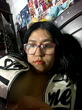 Snapshot of dafne19_ chatting on 11-10-25, 05:17 dafne19 online show from 11-10-25, 05:17