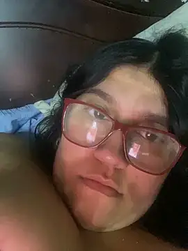 Snapshot of dafne19_ chatting on 11-14-25, 04:44 dafne19 online show from 11-14-25, 04:44