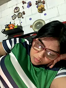 Snapshot of dafne19_ chatting on 11-16-25, 04:07 dafne19 online show from 11-16-25, 04:07