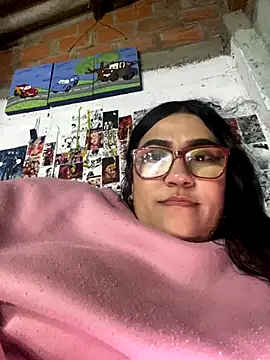 Snapshot of dafne19_ chatting on 11-23-25, 05:07 dafne19 online show from 11-23-25, 05:07