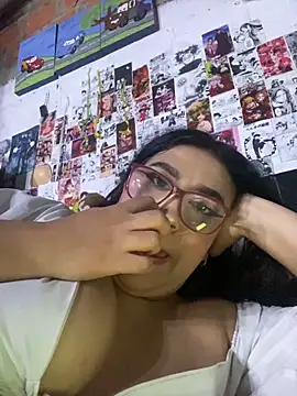 Snapshot of dafne19_ chatting on 11-30-25, 04:27 dafne19 online show from 11-30-25, 04:27