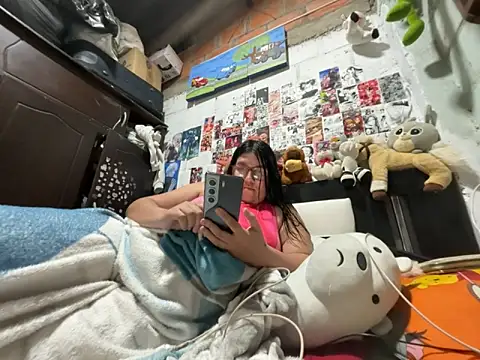 dafne19  online show from 02-24-26, 03:59