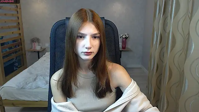 AnaHoney online show from 09-12-25, 02:00