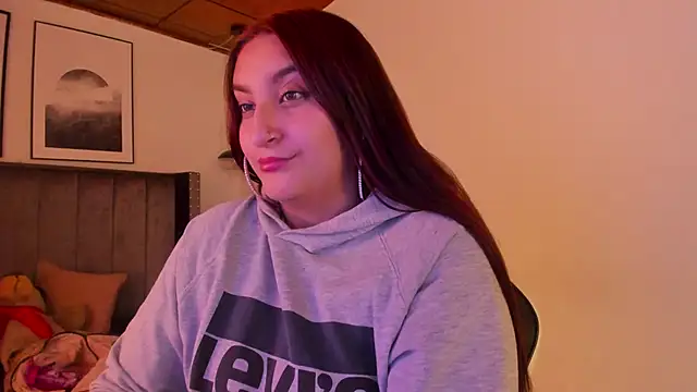 Alaia Cute online show from 12-04-24, 04:10