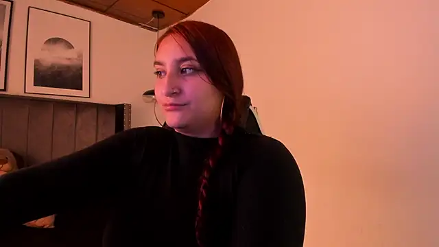 Alaia Cute online show from 01-11-25, 02:47