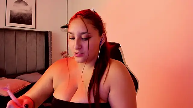 Alaia Cute online show from 02-04-25, 09:38