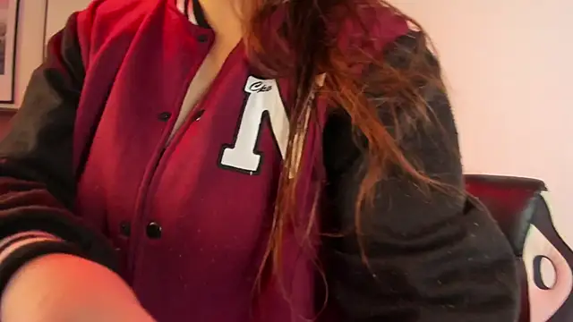 Alaia Cute online show from 09-16-25, 03:40