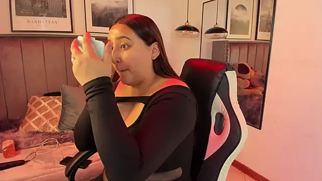 Alaia Cute online show from 09-20-25, 04:02