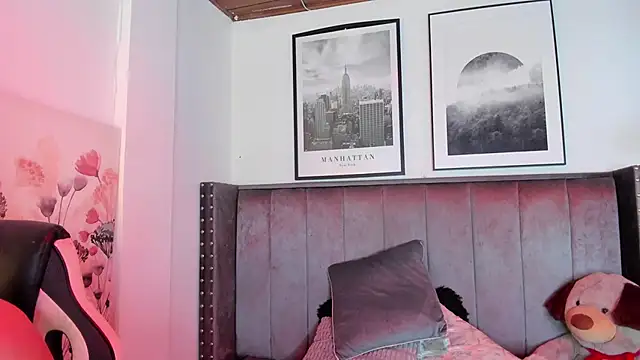 Alaia Cute online show from 10-09-25, 03:15