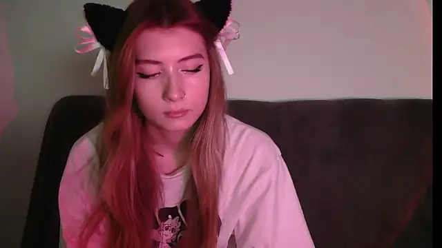 ErikaShyy online show from 12-12-24, 01:49