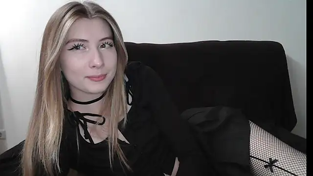 ErikaShyy online show from 03-24-26, 11:26