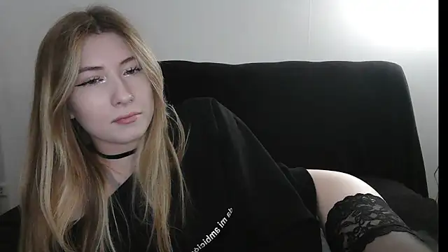 ErikaShyy online show from 03-30-26, 12:06