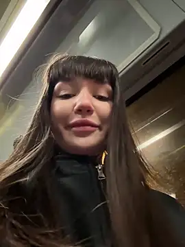 Sophie Avory online show from 02-20-25, 08:03