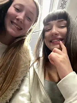 Sophie Avory online show from 03-05-25, 08:32