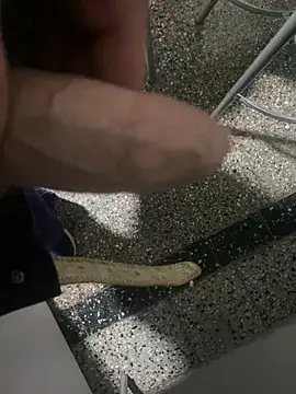 Julian 23312 online show from 03-21-26, 04:50