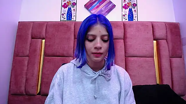 Snapshot of HORNET_ chatting on 01-10-25, 11:00 HORNET  online show from 01-10-25, 11:00