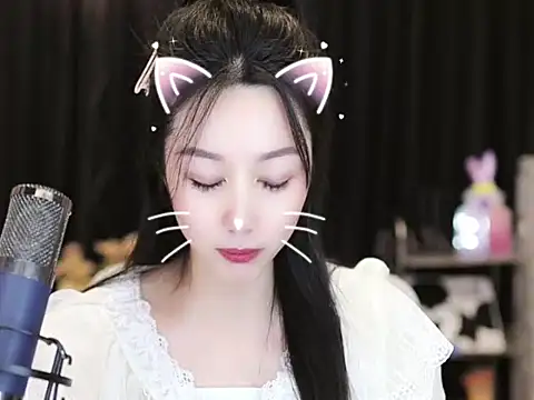 Snapshot of Nuyoah-77 chatting on 03-01-25, 06:43 Nuyoah-77 online show from 03-01-25, 06:43