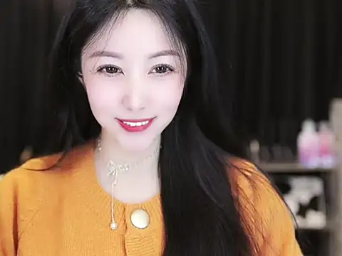 Snapshot of Nuyoah-77 chatting on 03-09-25, 04:11 Nuyoah-77 online show from 03-09-25, 04:11