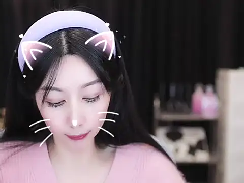 Nuyoah-77 online show from 11-23-25, 04:18