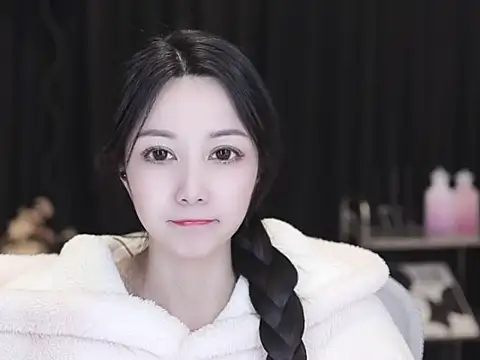 Nuyoah-77 online show from 02-12-26, 03:29