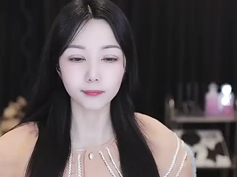 Nuyoah-77 online show from 03-09-26, 06:50