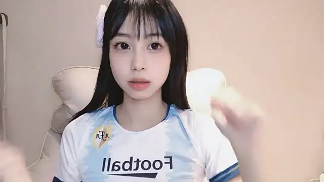 -Hottie online show from 12-13-24, 06:16