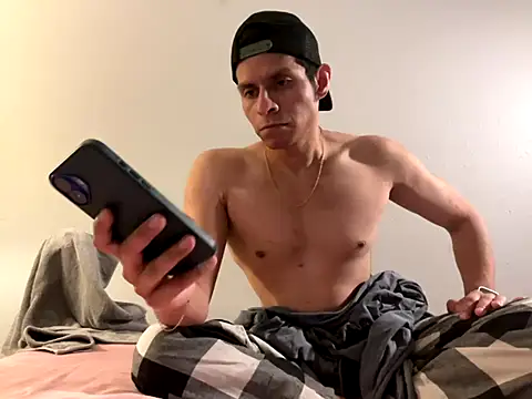 Snapshot of JosephAKenwood chatting on 10-12-25, 01:37 JosephAKenwood online show from 10-12-25, 01:37