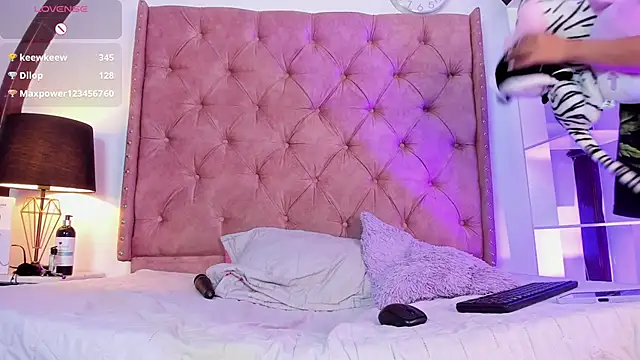 LadyAvalon online show from 01-30-25, 01:55