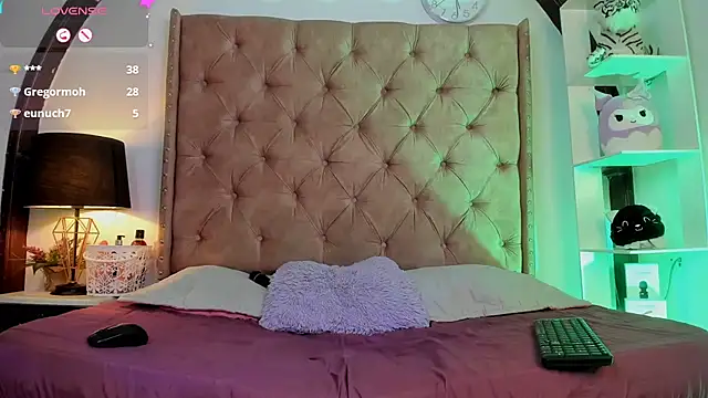 LadyAvalon online show from 03-14-25, 11:00