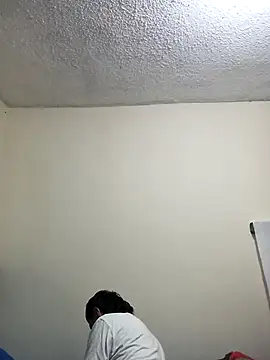 Halder23 online show from 03-13-26, 06:36