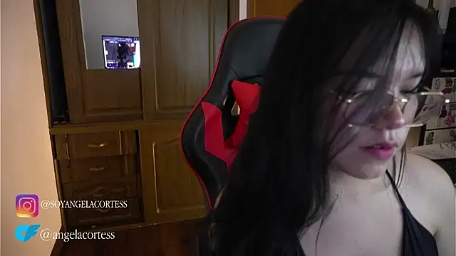 angela cortes  online show from 10-24-25, 11:56