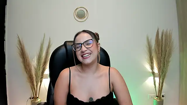 RyliieHunter online show from 12-14-24, 02:23