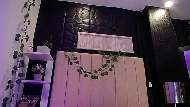 Mia Rinn online show from 01-22-25, 04:02