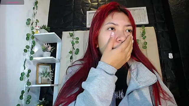 Mia Rinn online show from 02-10-25, 01:11