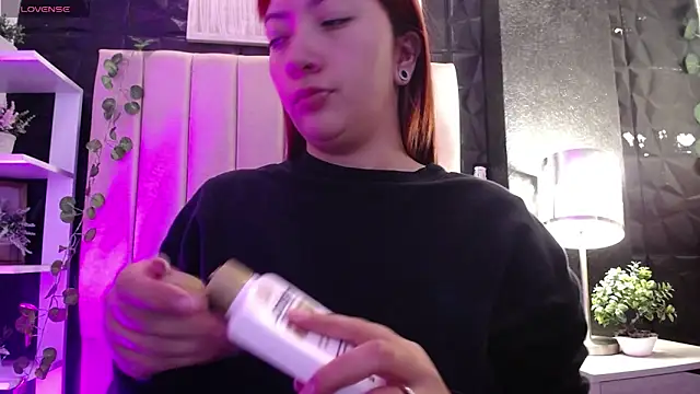 Mia Rinn online show from 02-18-25, 01:00