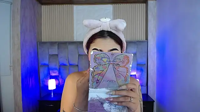 Mia Rinn online show from 10-14-25, 03:02