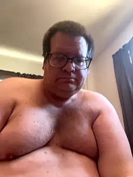 treatbobnicer online show from 10-26-25, 04:57