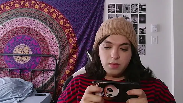 mawadastay online show from 10-24-25, 04:58