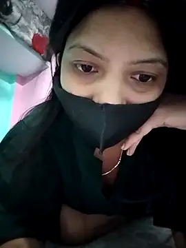 Snapshot of Hotty-Divya chatting on 04-06-26, 07:31 Hotty-Divya online show from 04-06-26, 07:31