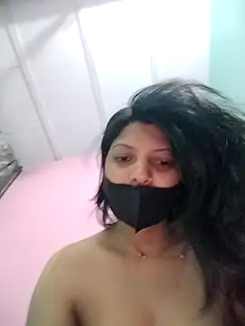 Snapshot of Hotty-Divya chatting on 04-27-26, 02:42 Hotty-Divya online show from 04-27-26, 02:42