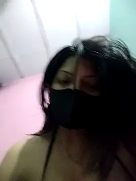 Snapshot of Hotty-Divya chatting on 04-29-26, 03:05 Hotty-Divya online show from 04-29-26, 03:05