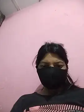 Snapshot of Hotty-Divya chatting on 05-24-26, 02:33 Hotty-Divya online show from 05-24-26, 02:33