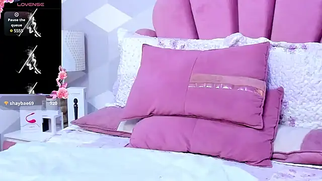 KylieMonnett online show from 01-22-25, 07:25