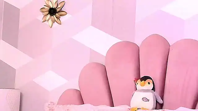 KylieMonnett online show from 11-26-25, 05:03