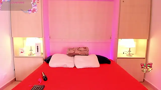 EmilyyStuart online show from 01-31-25, 03:41