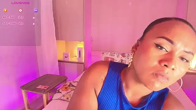 EmilyyStuart online show from 02-07-25, 09:37