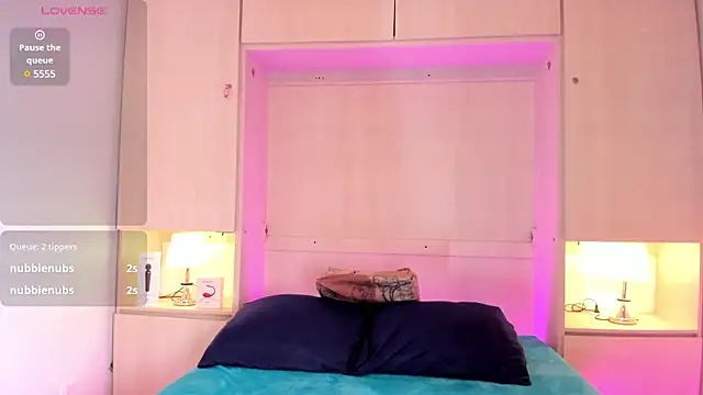 EmilyyStuart online show from 02-19-25, 03:39