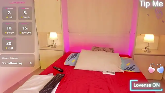 EmilyyStuart online show from 09-28-25, 04:07